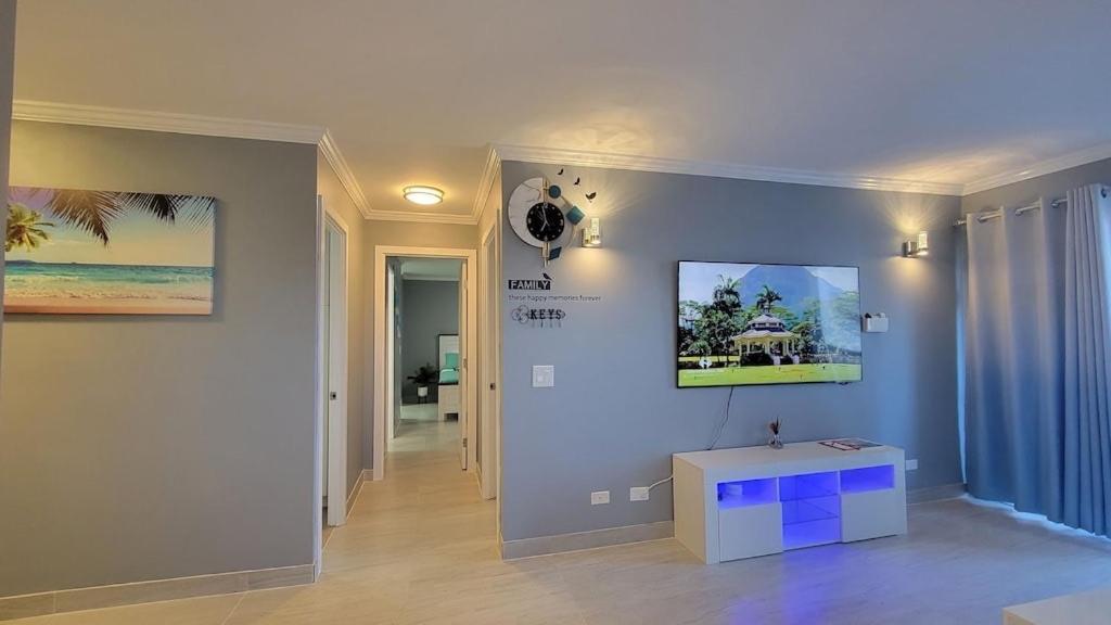 Waikiki Condo 2 Bedrooms 2 Bathrooms With 1 Free Parking Space Honolulu Kültér fotó